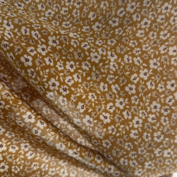 Forever 21 Tie Back Going Out Top - Picture 4 of 4